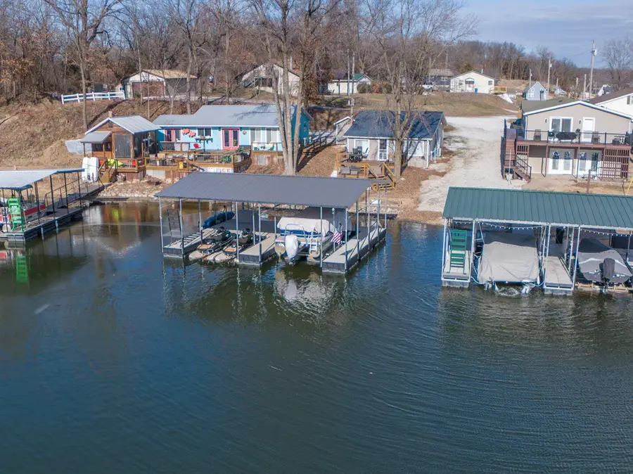 425 W Shore Dr, Cairo, MO 65239 - #3