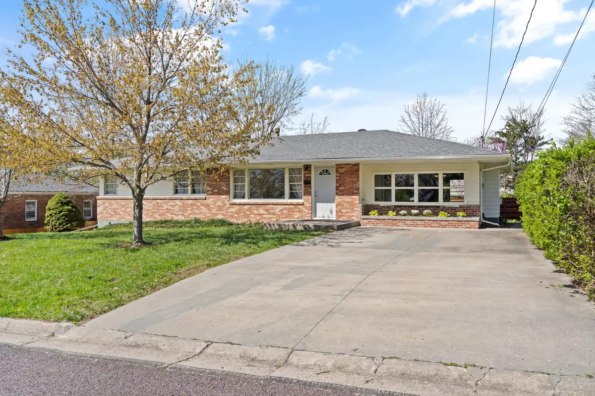 1103 Sioux Dr, Fulton, MO 65251 - #1