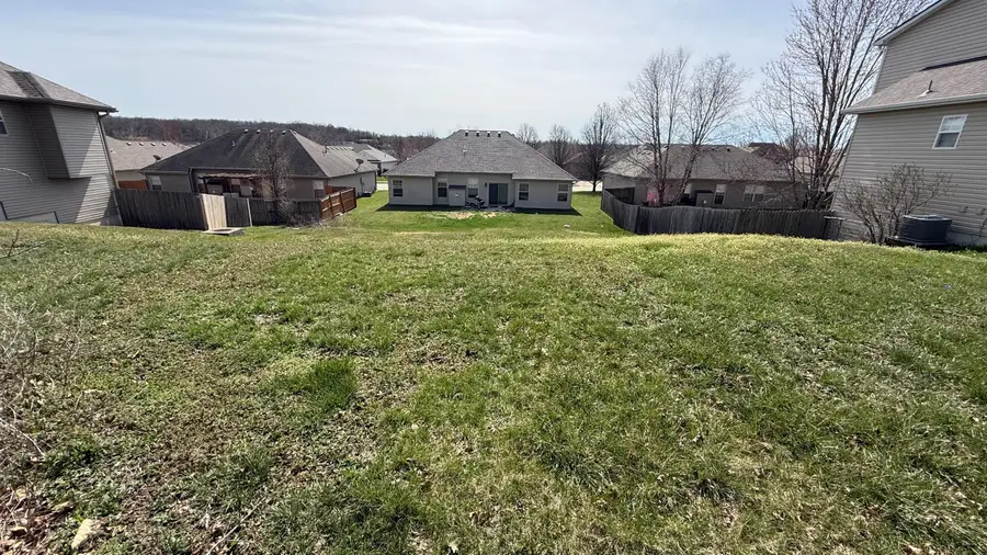 5800 Oswago Cir, Columbia, MO 65201 - #2