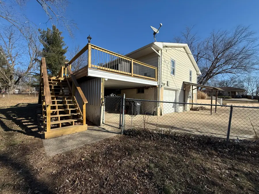 3009 Green Ridge Rd, Columbia, MO 65202 - Image #2