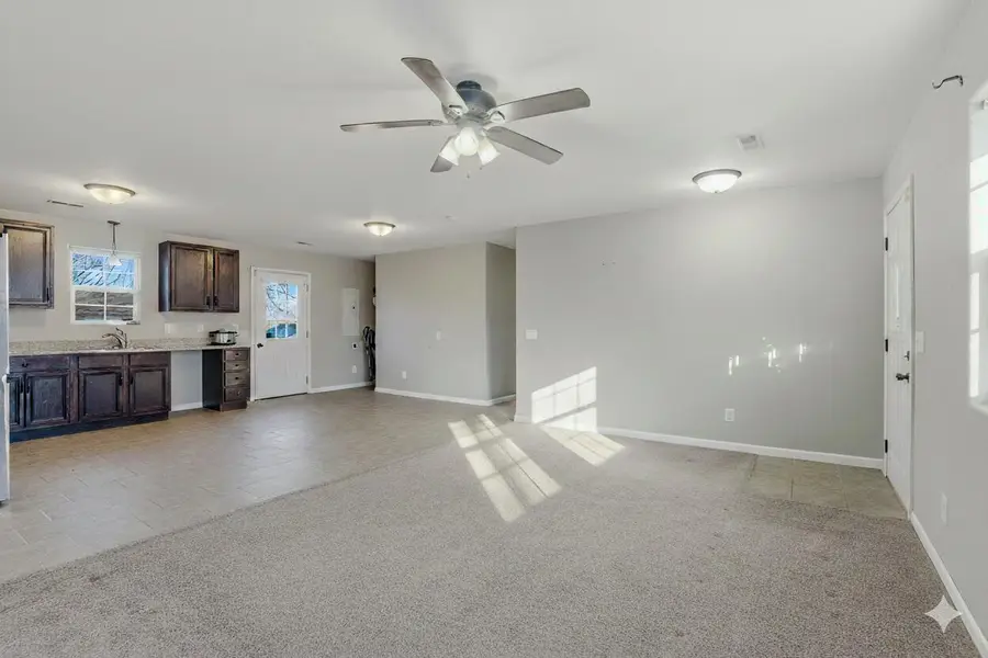 405 S Dunstan Dr, Eldon, MO 65026 - Image #3