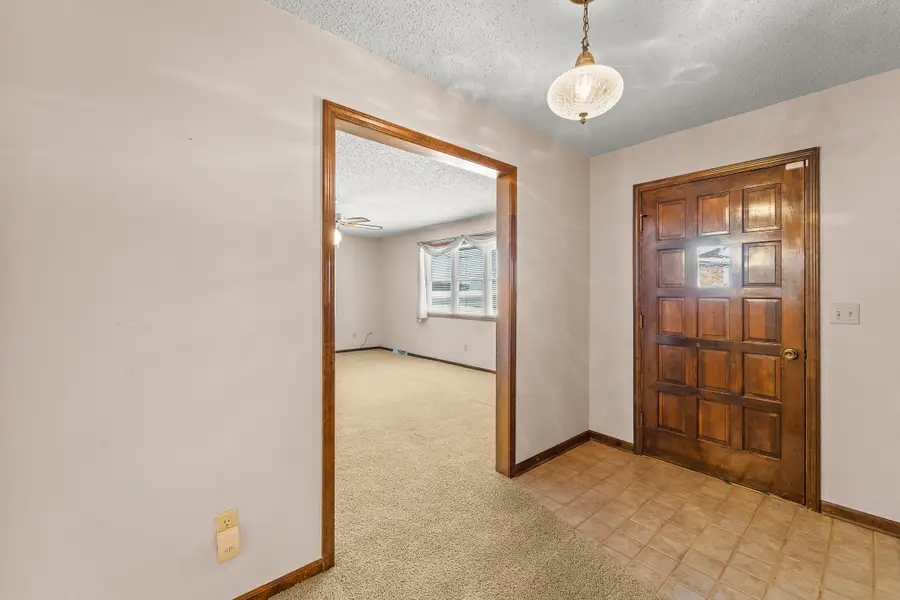 100 Kingsbury Ct, Jefferson City, MO 65109 - Image #3