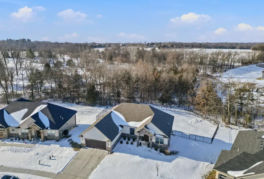 5324 Oakville Ranch Dr, Columbia, MO 65201 - Image #3