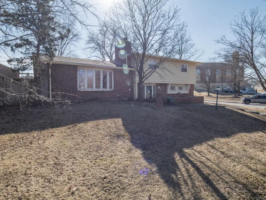 1004 W Reed St, Moberly, MO 65270 - #2