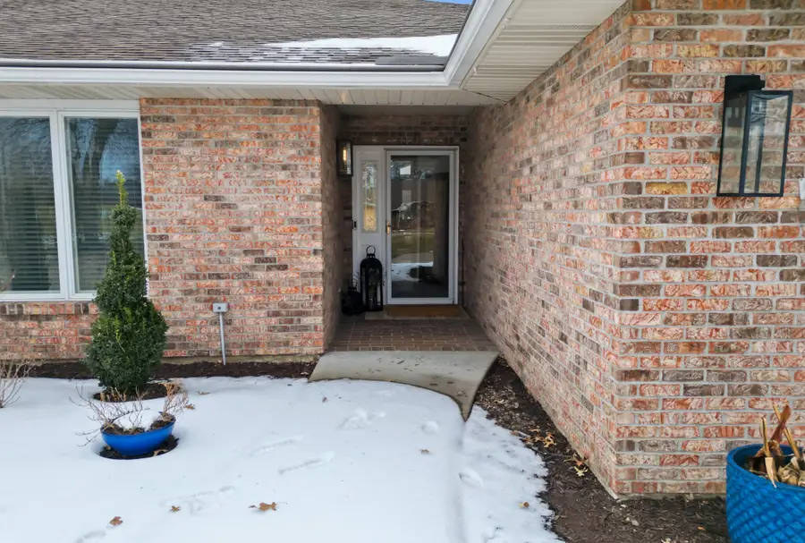 1104 Lacosta Ct, Columbia, MO 65203 - Image #2