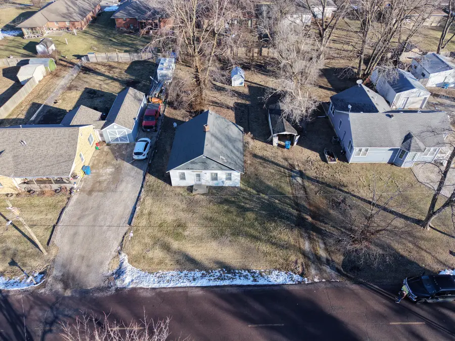 405 Ash St, Ashland, MO 65010 - #2