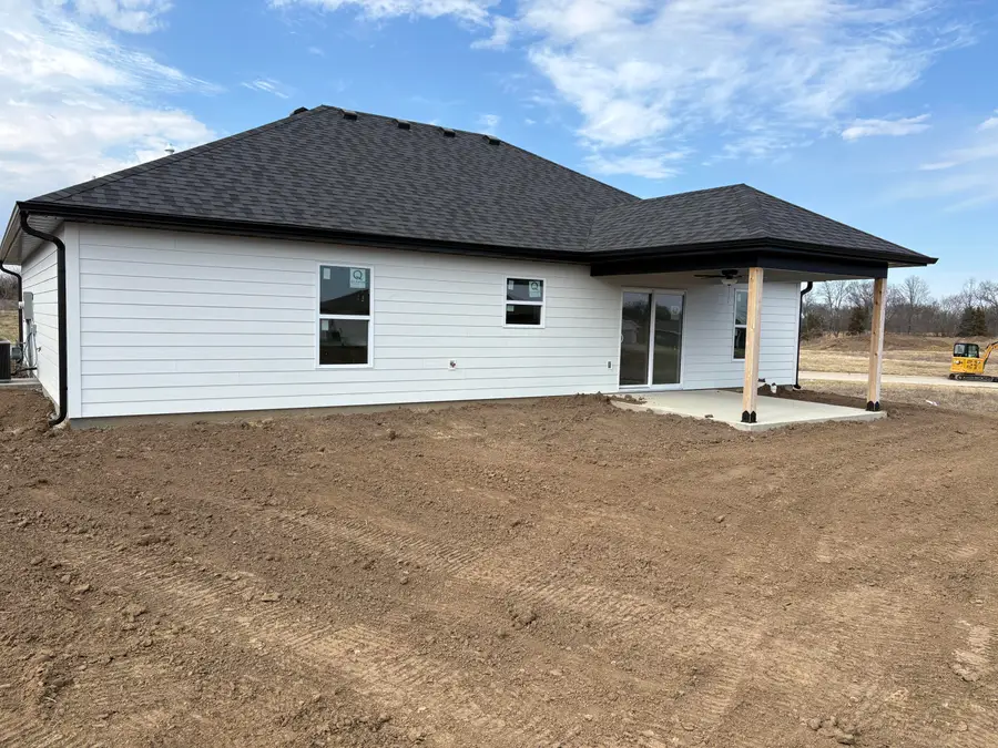 2400 N Federal Dr, Columbia, MO 65202 - #2