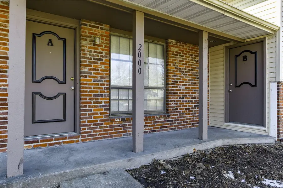 2000 Juniper Dr #A + B, Columbia, MO 65201 - Image #2