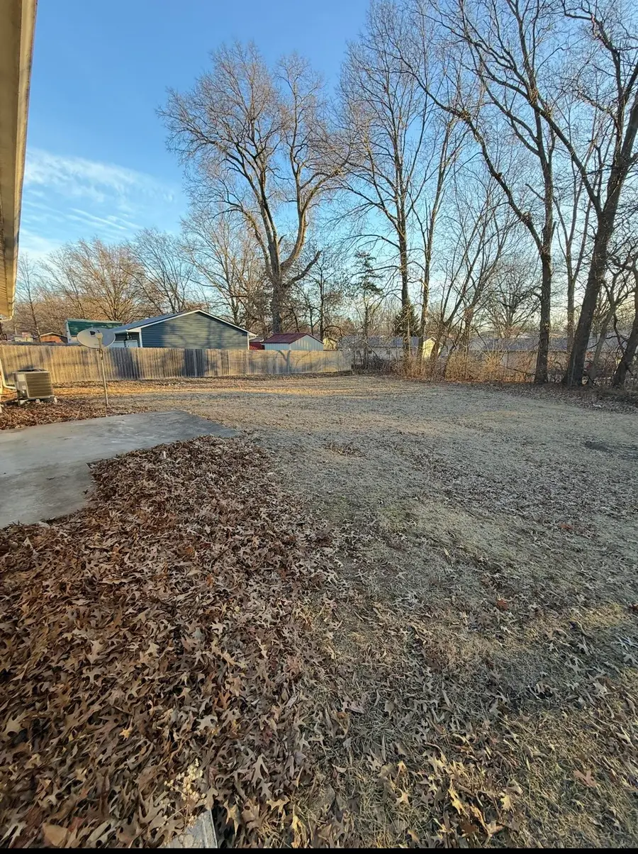 60 N Broadview Ct, Columbia, MO 65201 - #2