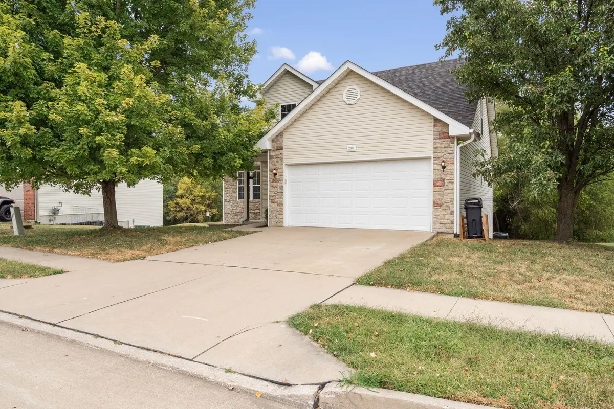 2101 Bay Brook Dr, Columbia, MO 65201 - #1
