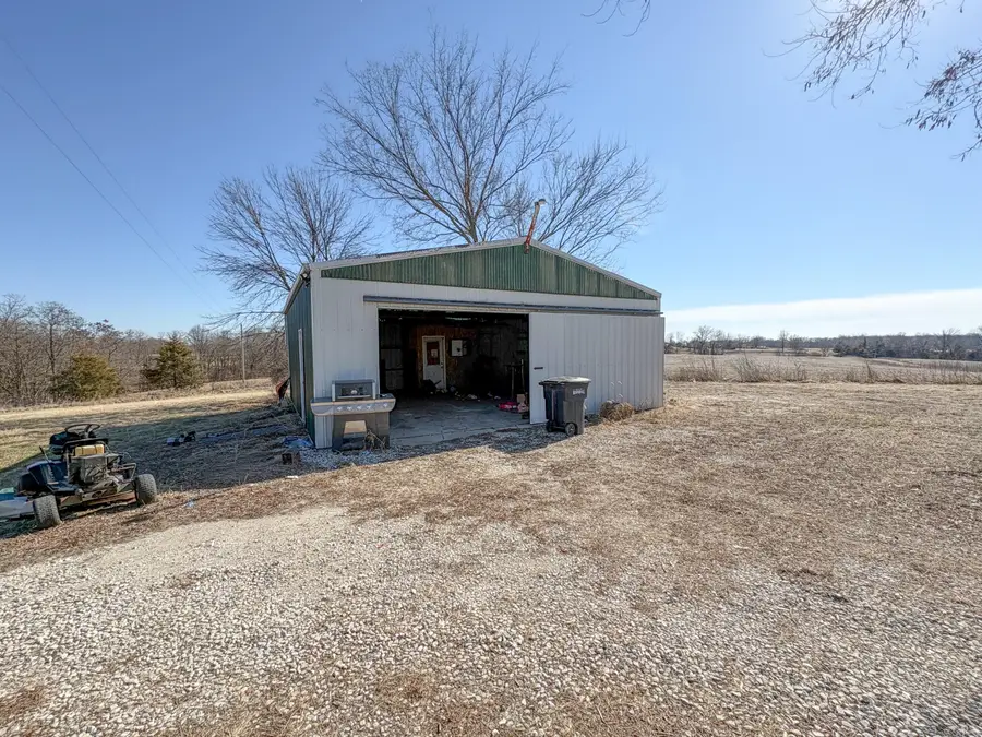 24212 Helmet Rd, Bevier, MO 63532 - #3