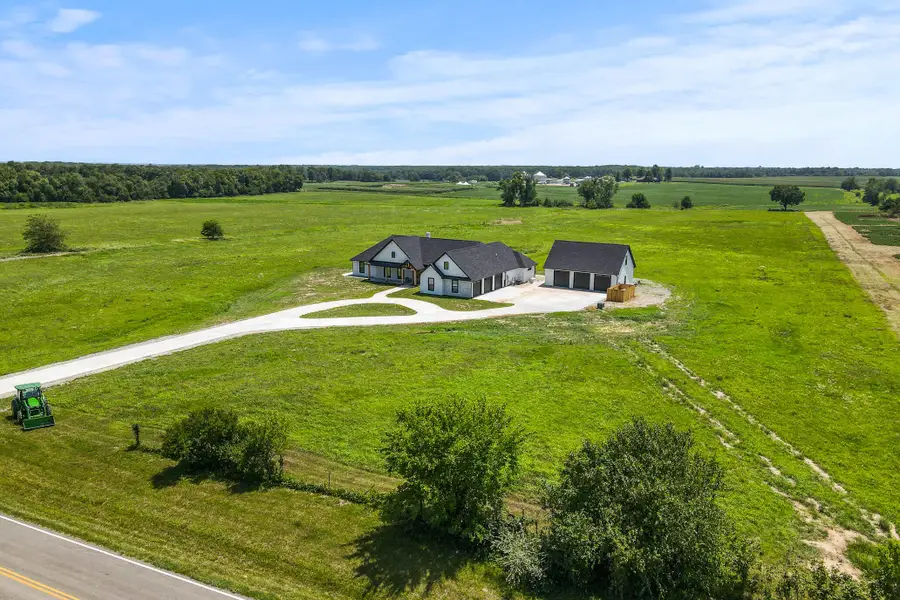 9060 E Highway Ab, Columbia, MO 65201 - #3