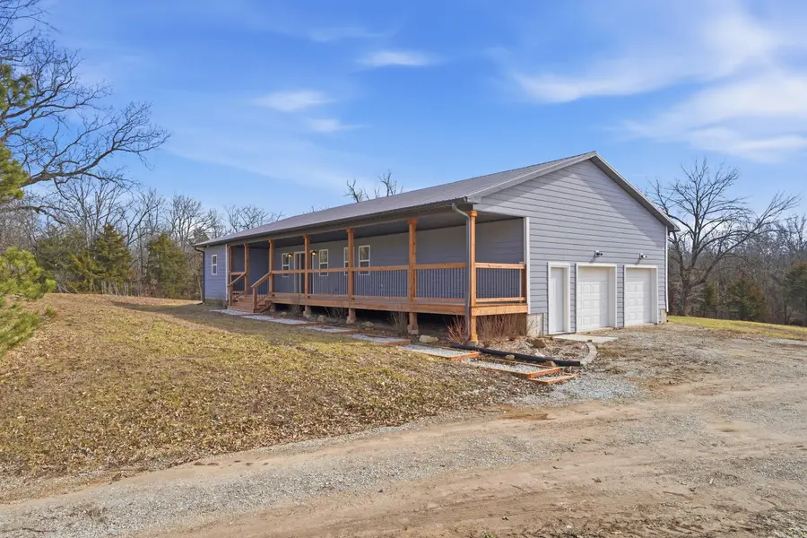 2560 W Botner Rd, Columbia, MO 65202 - #2