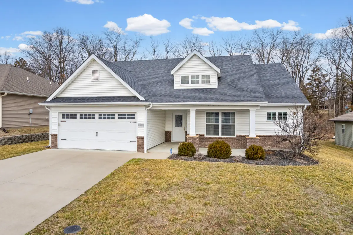 3910 Clydesdale Dr, Columbia, MO 65202 - #1