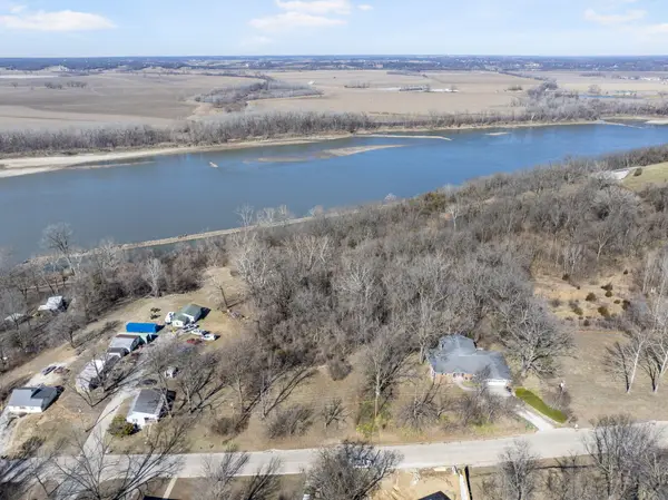 Riviera Dr, BOONVILLE, MO 65233