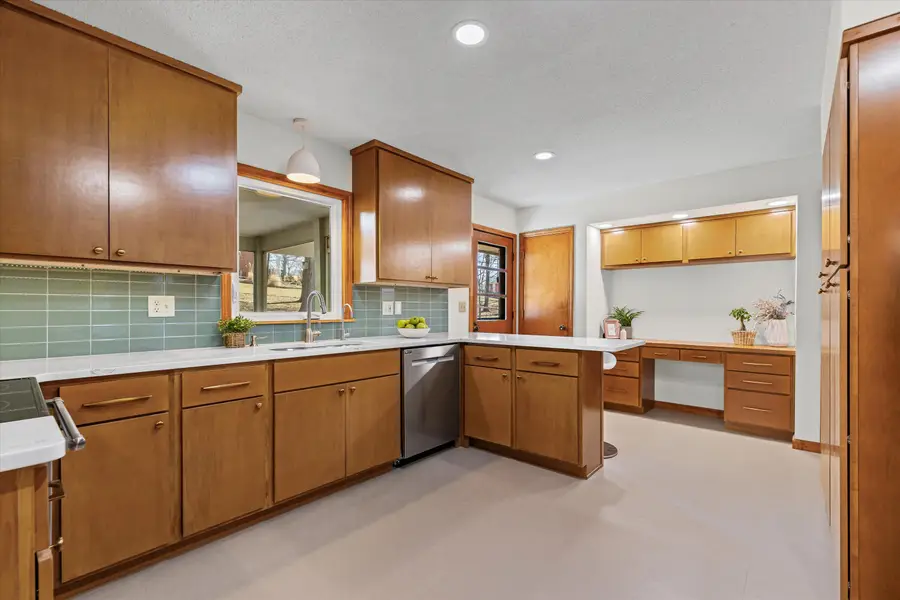 414 E Rockcreek Dr, Columbia, MO 65203 - #3