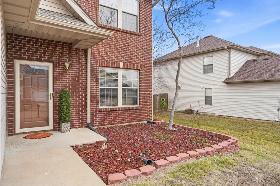 2103 Windstone Dr, Columbia, MO 65201 - #2