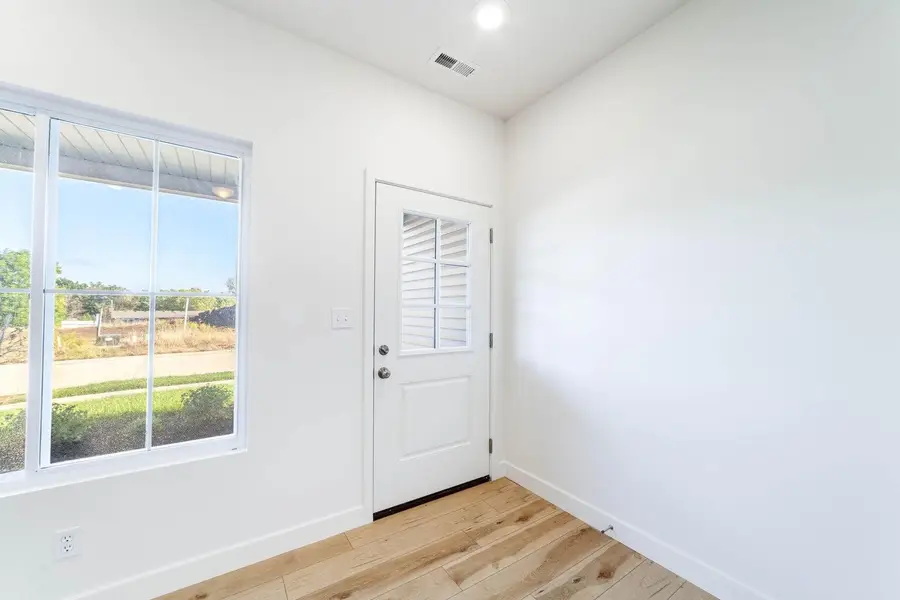 2653 Frazier Lp, Columbia, MO 65202 - #2