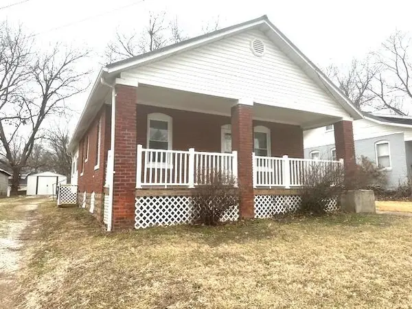 517 Poertner St, BOONVILLE, MO 65233