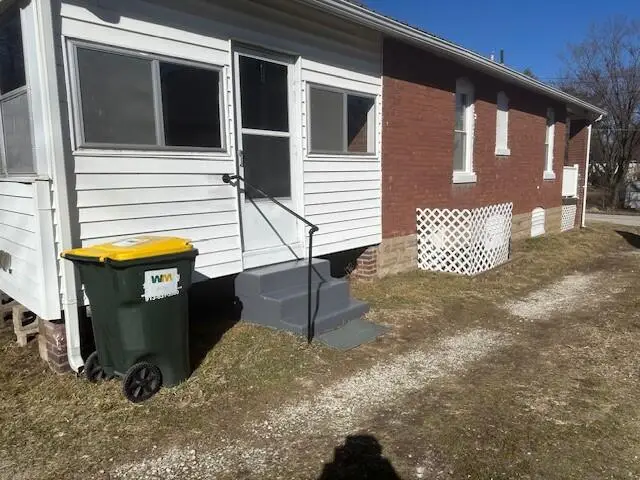 517 Poertner St, Boonville, MO 65233 - #3