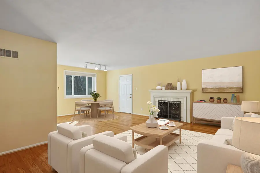 610 Redbud Ln, Columbia, MO 65203 - #2