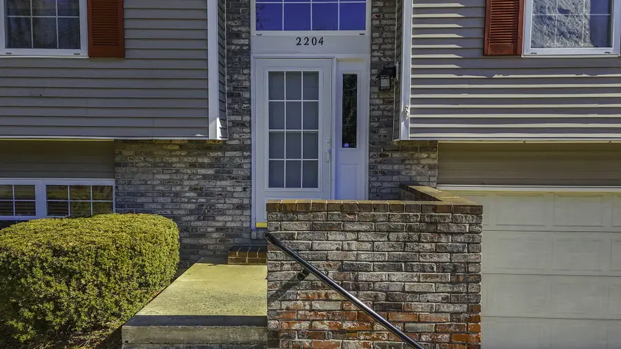 2204 Martinshire Dr, Columbia, MO 65203 - #3