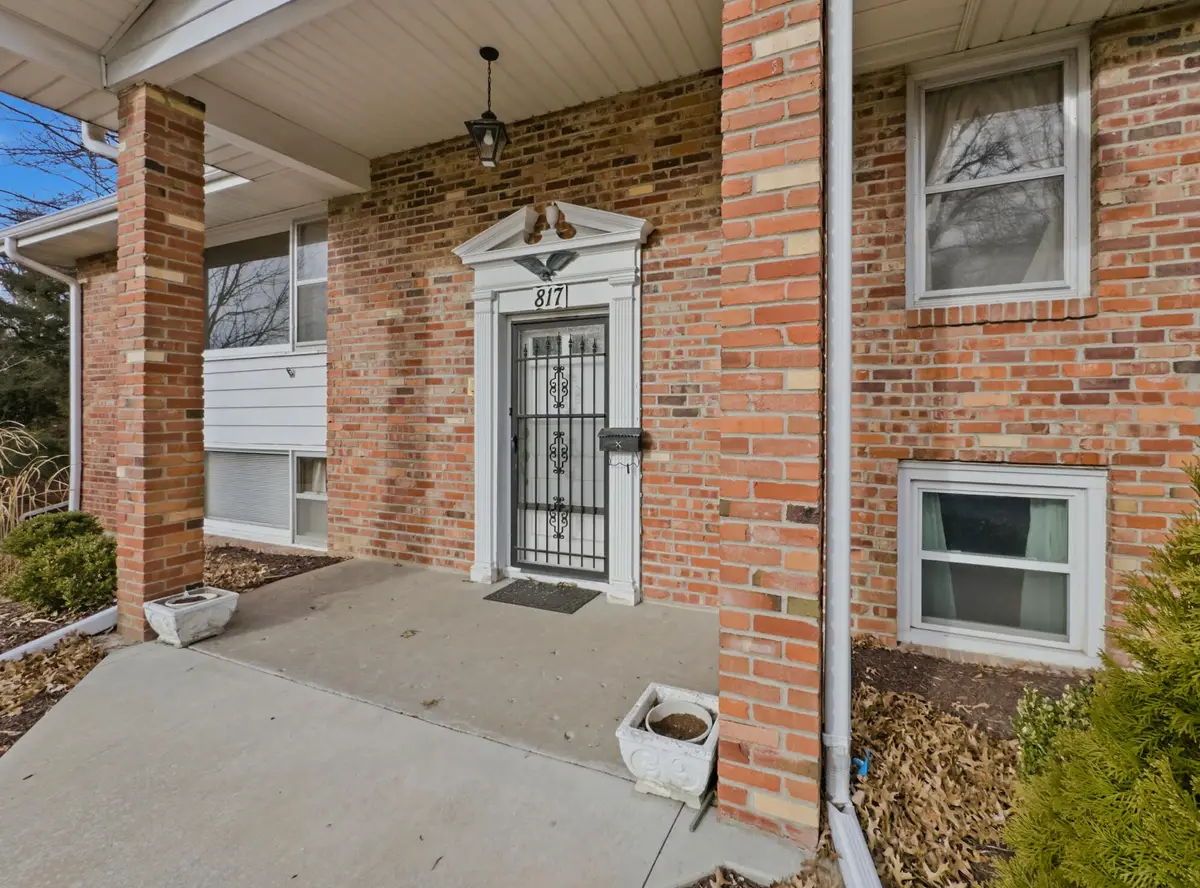 817 Fairway Dr, Columbia, MO 65201 - #1