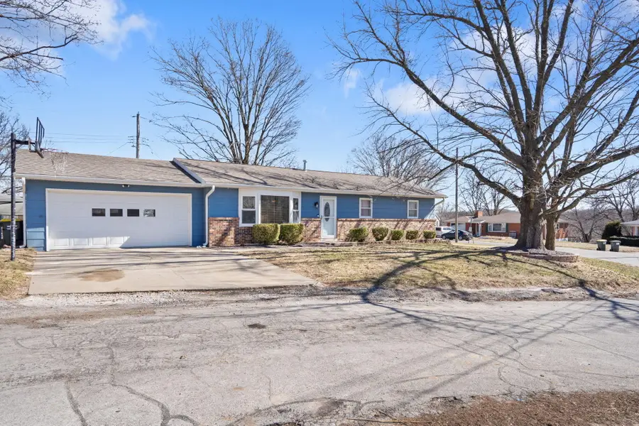 9 Nob Hill, Boonville, MO 65233 - #2