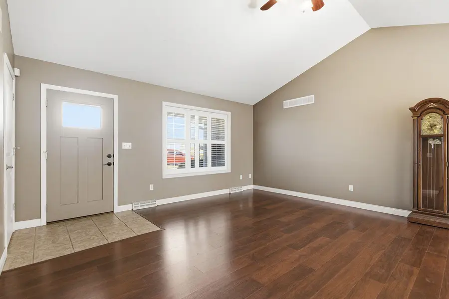 206 Renee Dr, Ashland, MO 65010 - #3