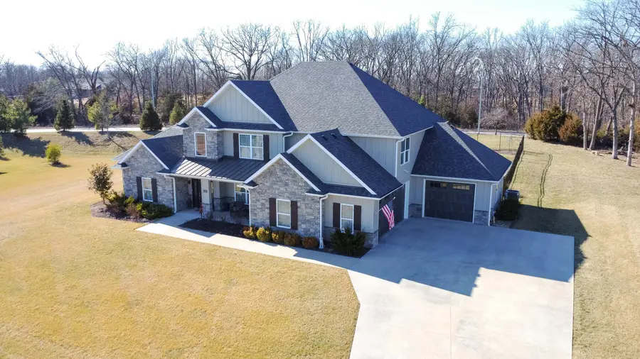 5602 N Lightpost Ct, Columbia, MO 65201 - #2