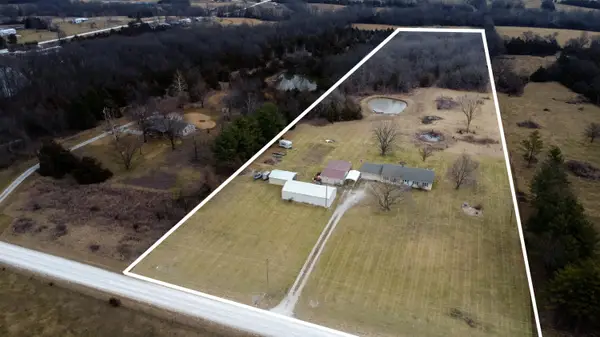 7876 County Route 337, NEW BLOOMFIELD, MO 65063