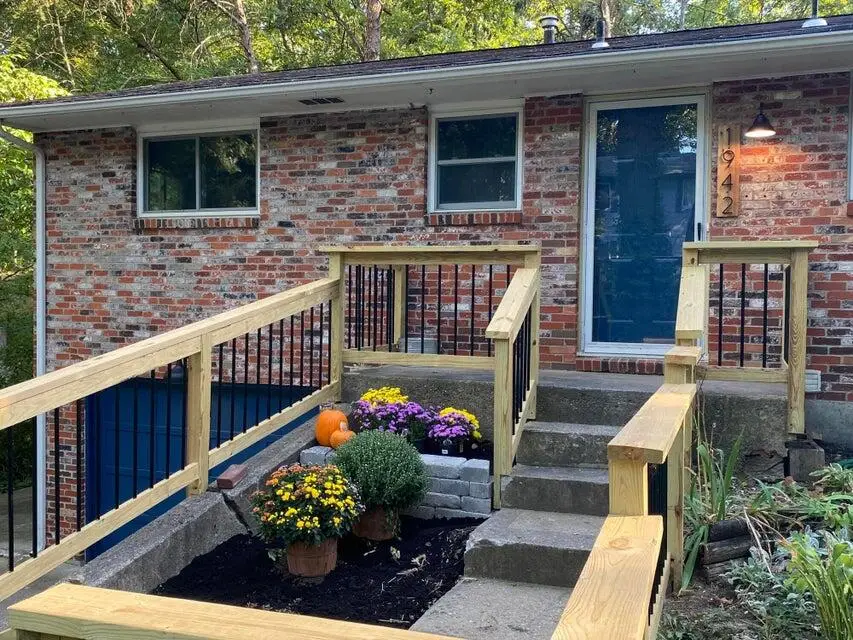 1942 Jackson St, Columbia, MO 65202 - #2