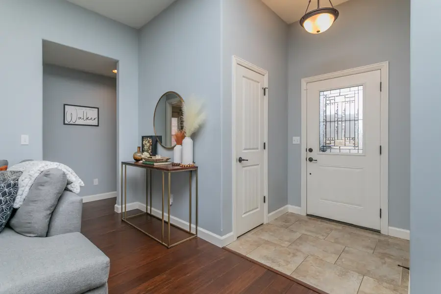 2402 Nottoway Dr, Columbia, MO 65203 - #3