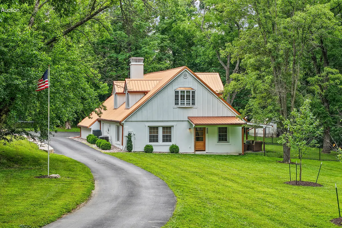 4500 Rock Quarry Rd, Columbia, MO 65201 - #1