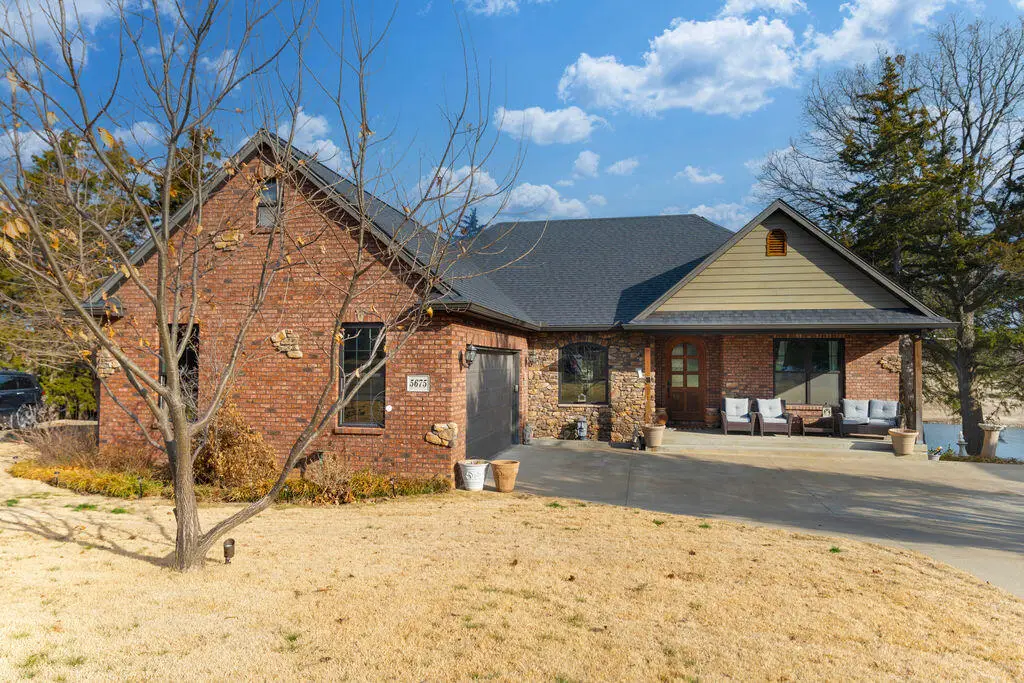 5675 S Waterfront Dr, Columbia, MO 65202 - #1