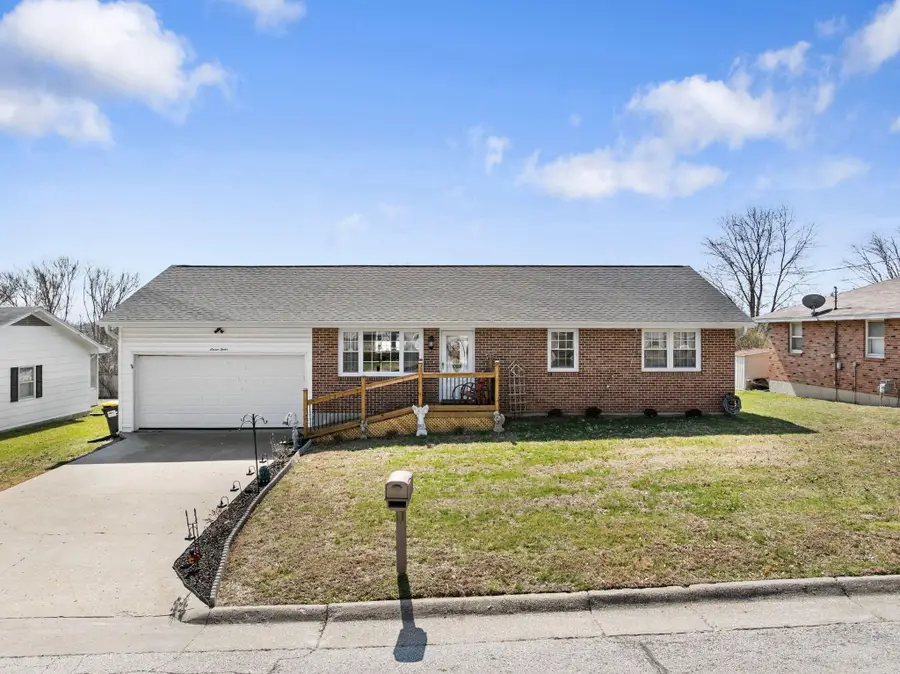 712 Weyland Dr, Boonville, MO 65233 - #2