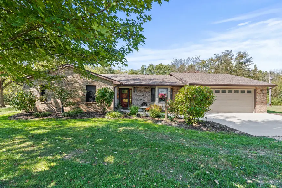 16751 S Palis Nichols Rd, Hartsburg, MO 65039 - #2