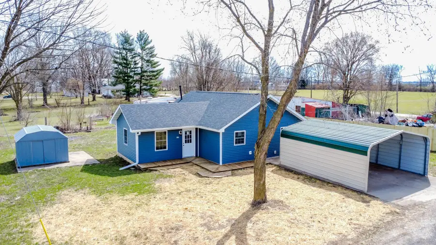 406 S Utterback St, Vandalia, MO 63382 - #3