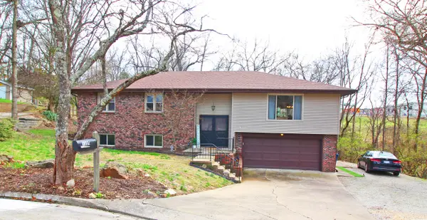 1309 Heritage, JEFFERSON CITY, MO 65101