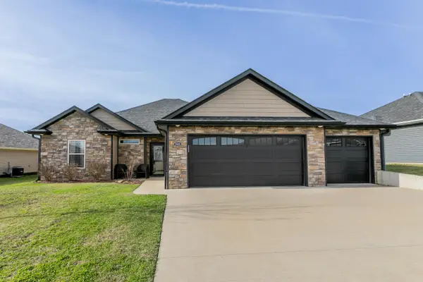 3510 Yellowwood Dr, COLUMBIA, MO 65202