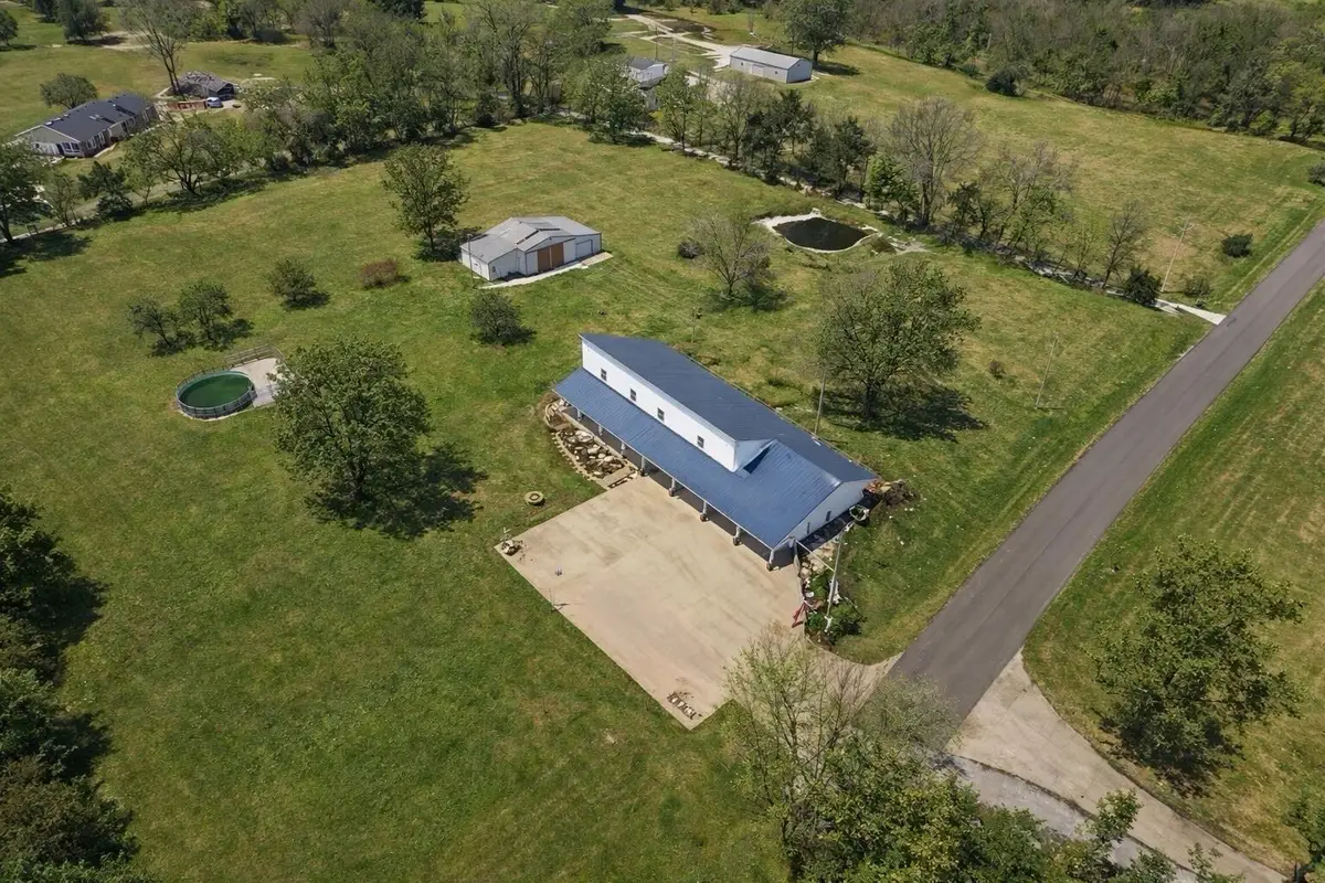 728 Randolph St, Huntsville, MO 65259 - #1