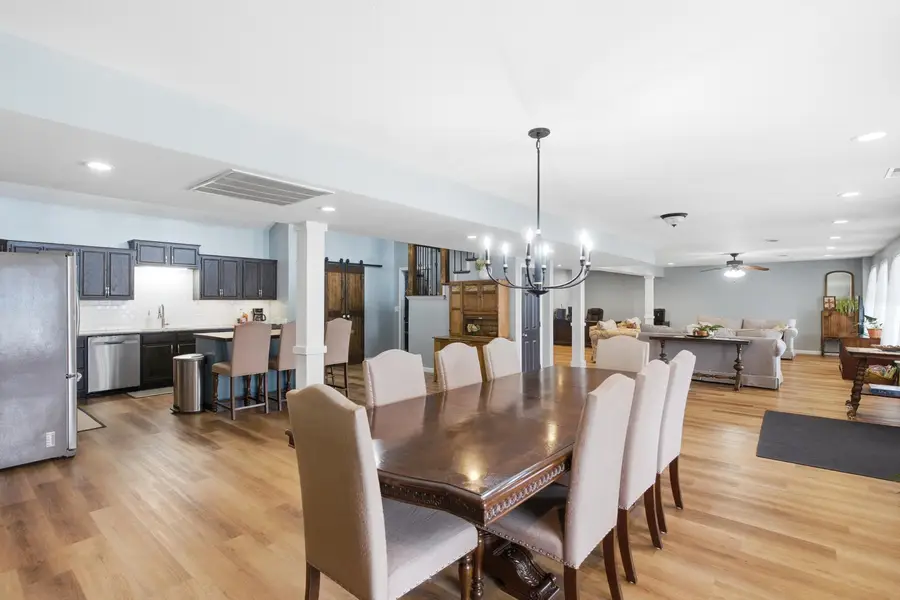 728 Randolph St, Huntsville, MO 65259 - #3