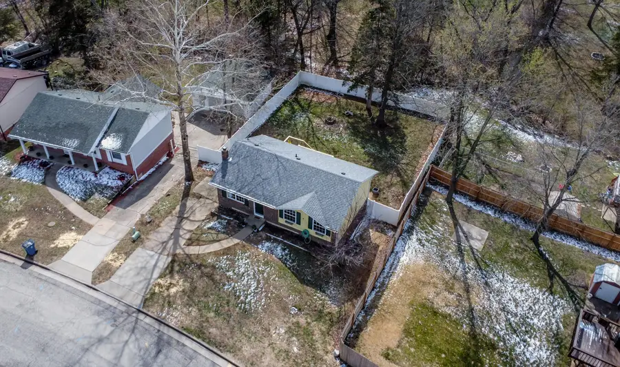 1335 Grandview Dr, Jefferson City, MO 65109 - #2