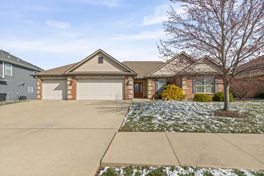 3611 Flatwater Dr, Columbia, MO 65202 - #2