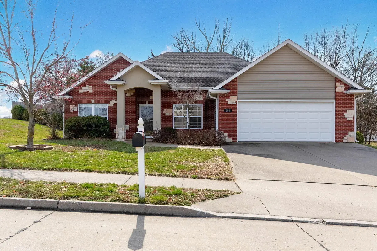 100 Sea Eagle Dr, Columbia, MO 65202 - #1