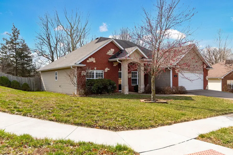 100 Sea Eagle Dr, Columbia, MO 65202 - #2