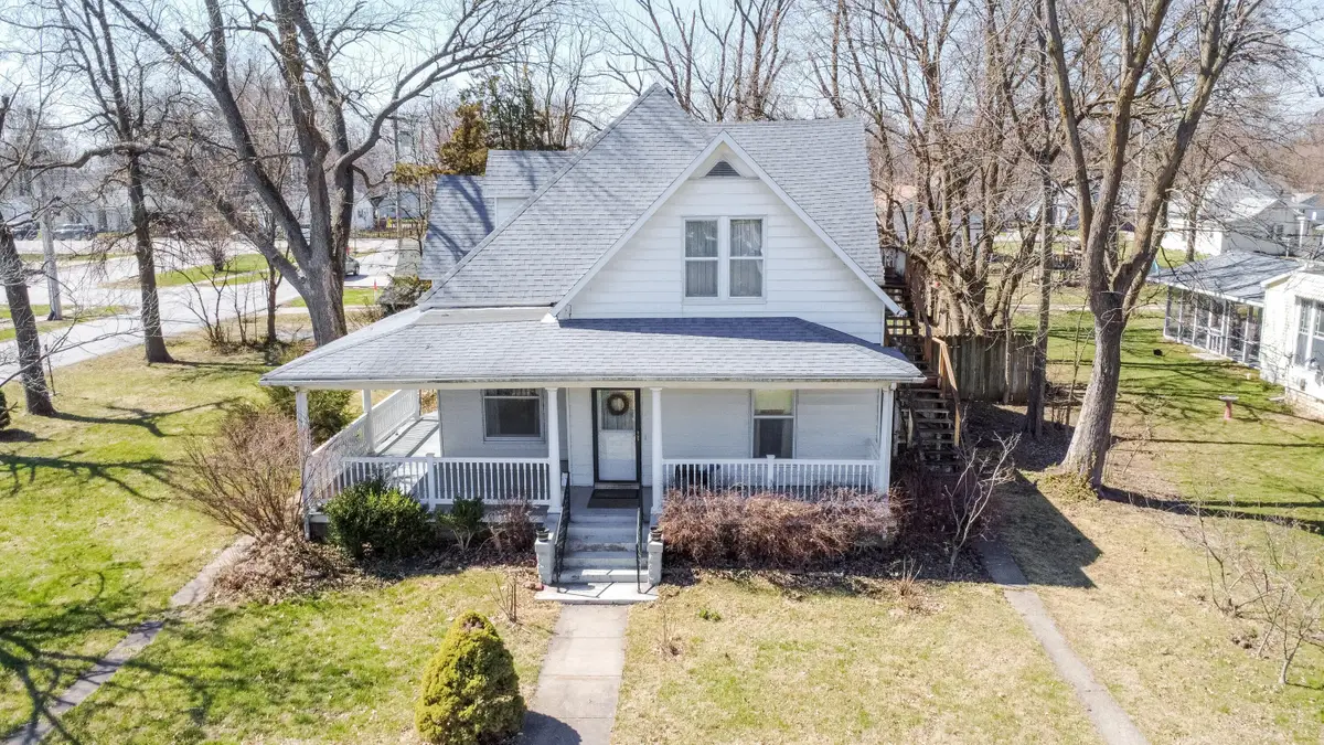 447 S Collier St, Centralia, MO 65240 - #1