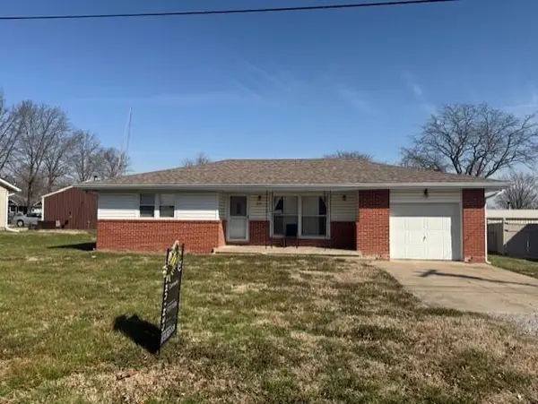 203 E Proctor St, STURGEON, MO 65284
