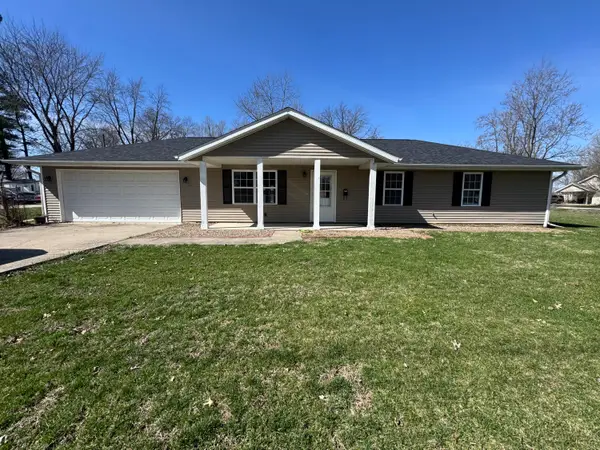 1205 Bertley St, MOBERLY, MO 65270