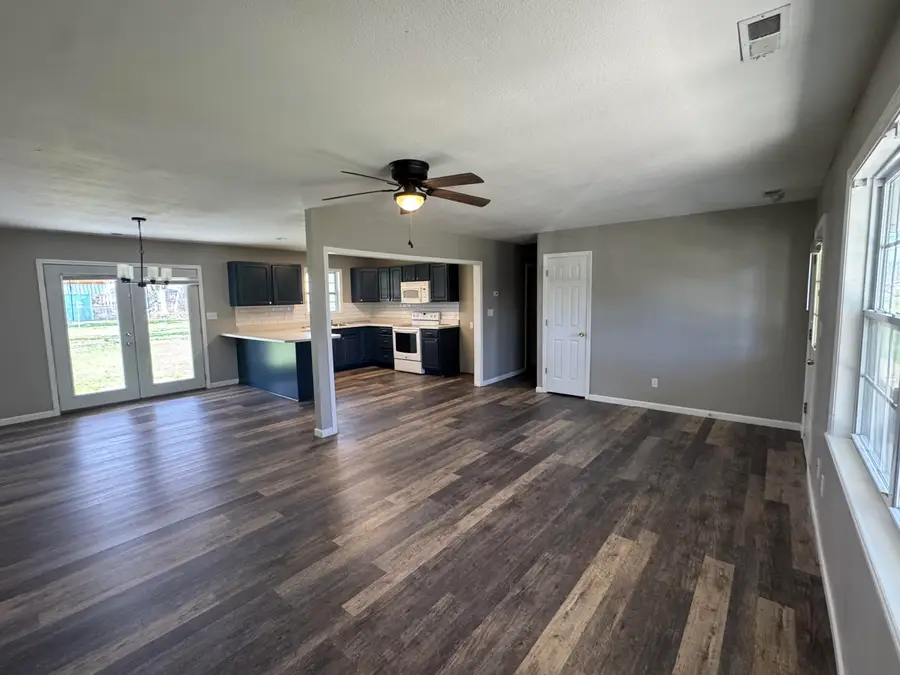 1205 Bertley St, Moberly, MO 65270 - #3